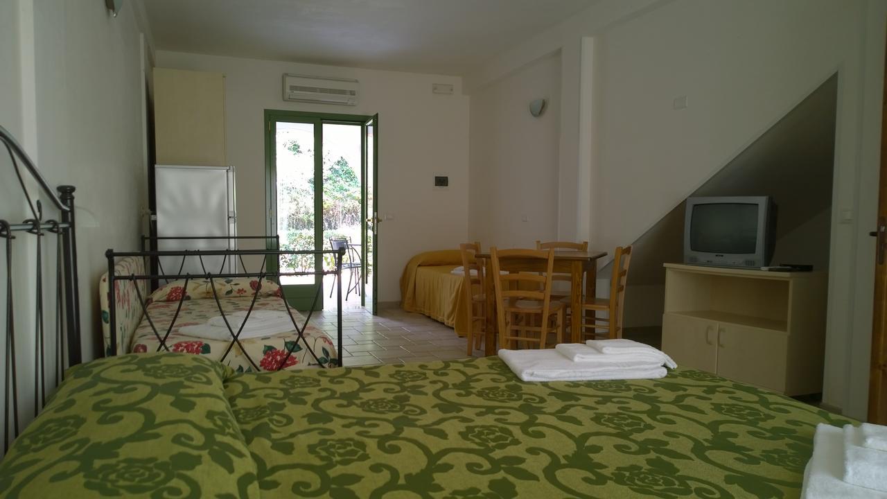 Family Village Otranto Alimini Εξωτερικό φωτογραφία